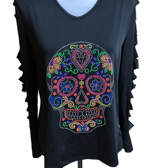 FANCYQUBE Women's black long sleeve top embellished w/Sugar Skull Rhinestones - Picture 1 of 8